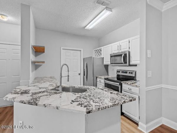 10000 GATE Parkway N, Unit 1615, Jacksonville, FL 32246