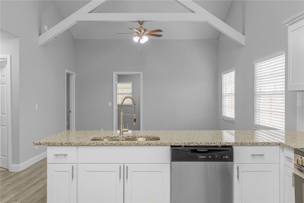 1646 3rd Court Sw, Vero Beach, FL 32962 Photo