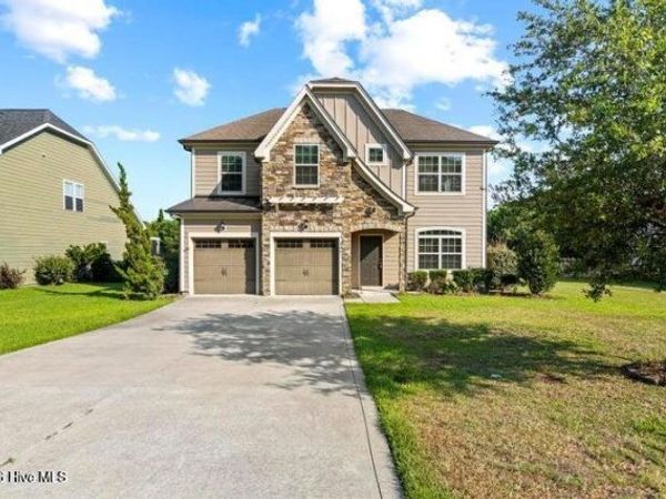408 Canvasback Lane, Sneads Ferry, NC 28460