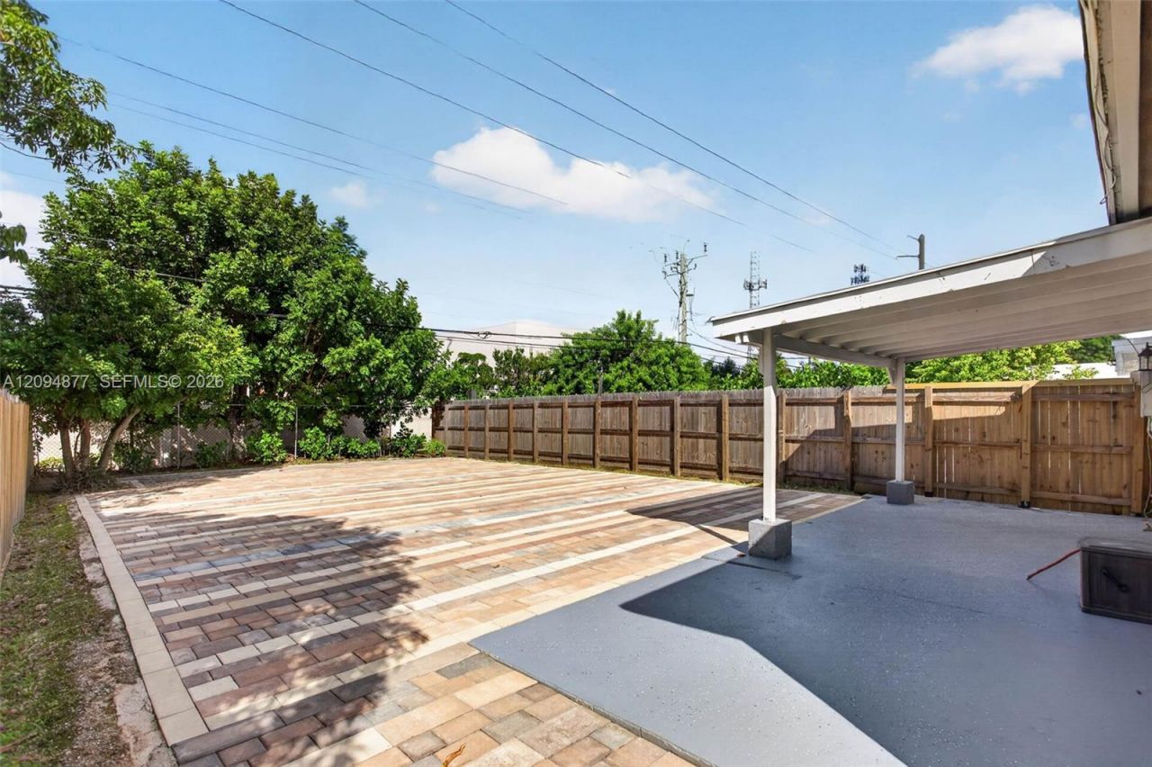 5197 NE 14th Ave, Pompano Beach, FL 33064 Photo