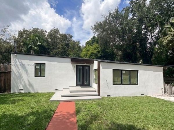 8260 NE 4TH AV, Miami, FL 33138