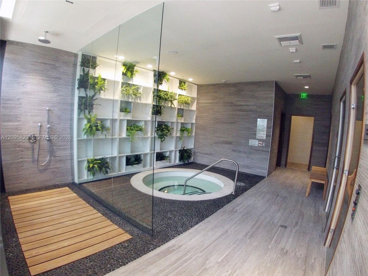 55 SW 9th St, Unit 1405, Miami, FL 33130 Photo