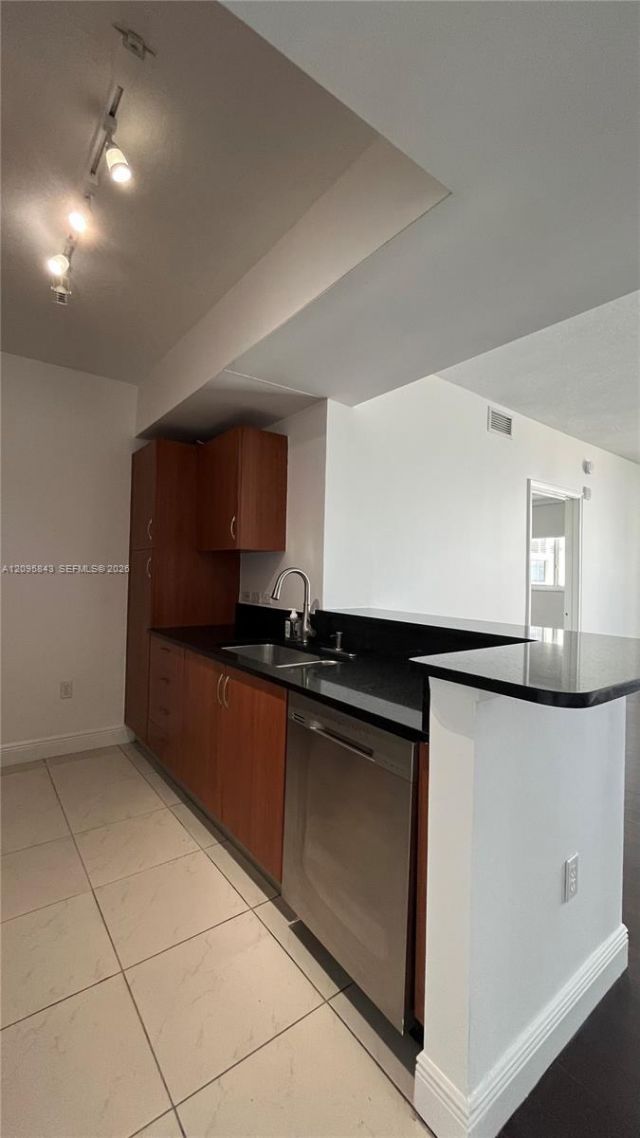 18800 NE 29th Ave , Unit 1023, Aventura, FL 33180 Photo