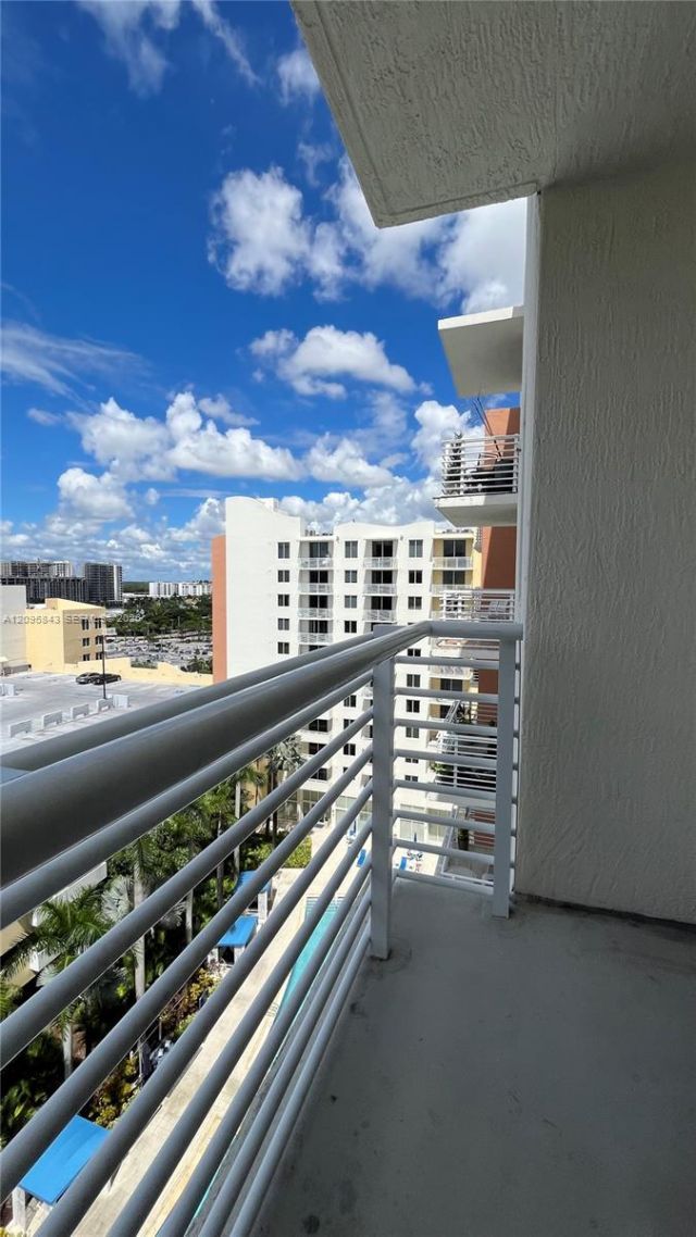 18800 NE 29th Ave , Unit 1023, Aventura, FL 33180 Photo