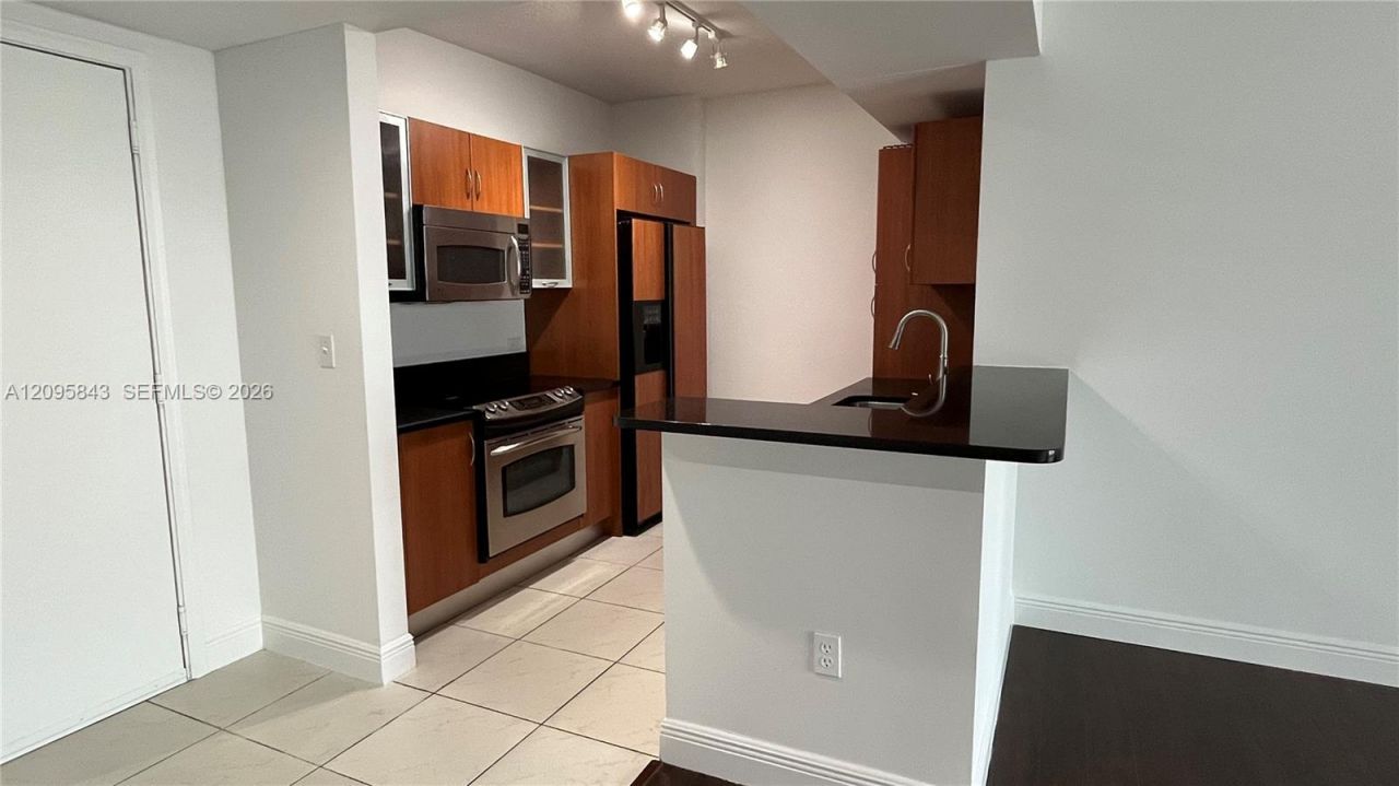 18800 NE 29th Ave , Unit 1023, Aventura, FL 33180 Photo