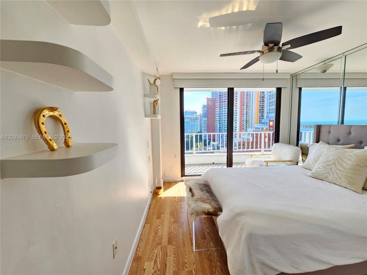 200 SE 15th Rd , Unit 17K, Miami, FL 33129 Photo