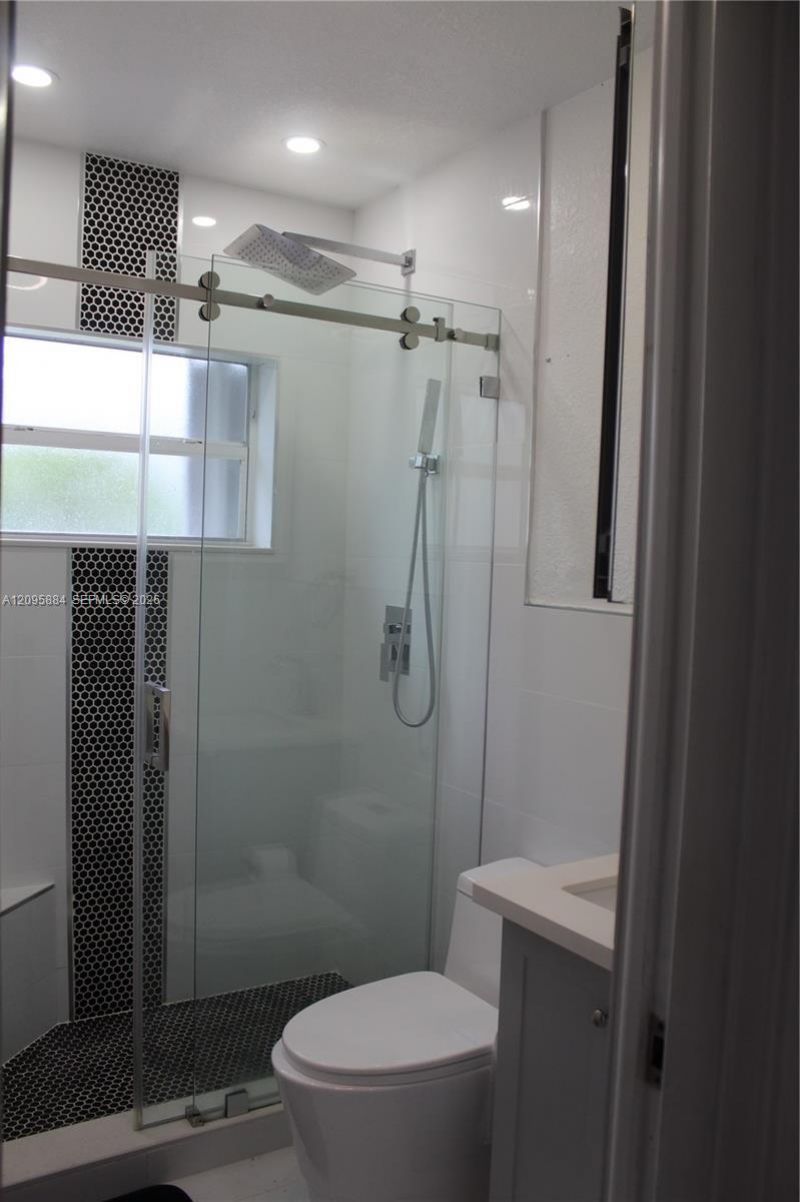 300 SW 71st Ave, Unit 1, Miami, FL 33144 Photo