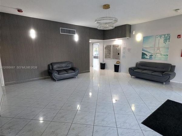 16740 NE 9th Ave , Unit 406, North Miami Beach, FL 33162
