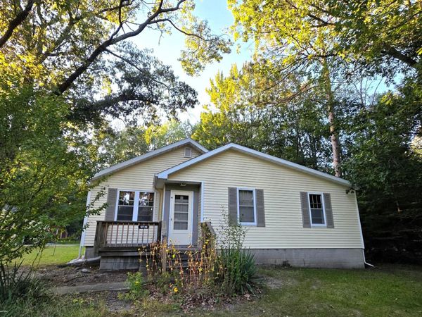 10726 Washington Avenue, Ossineke, MI 49766
