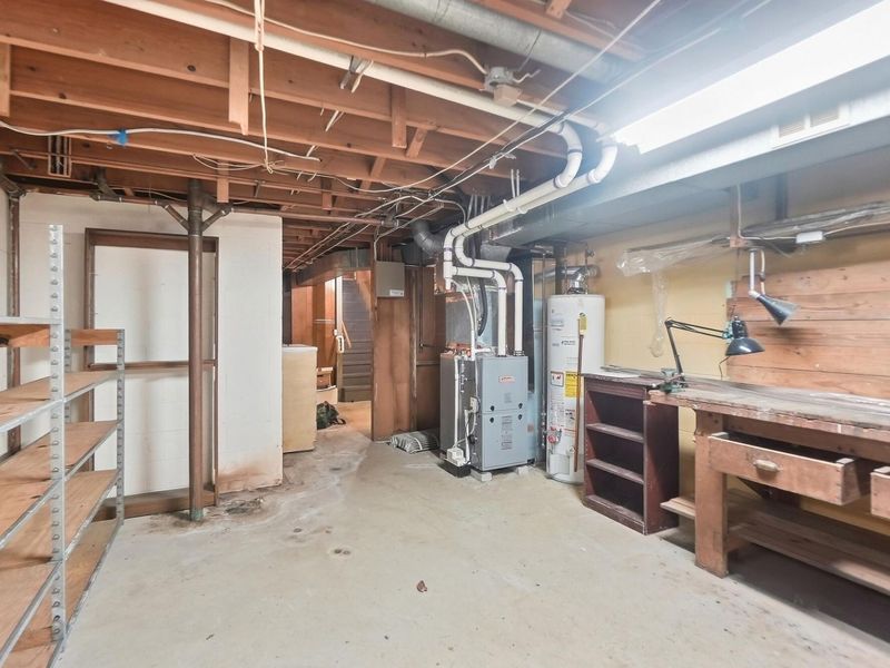5600 Crawford Drive , Columbus, OH 43229 Photo 18