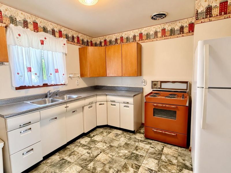 231 Mount Logan Drive, Chillicothe, OH 45601 Photo 4