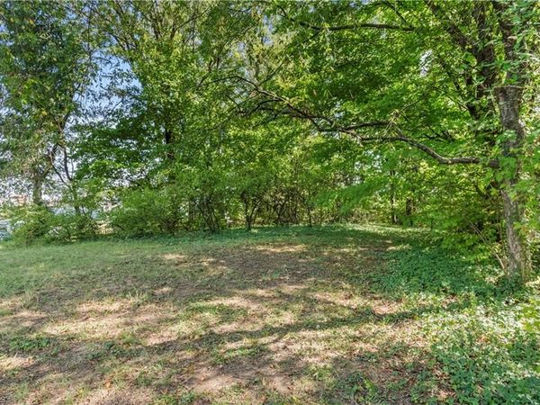 1280 Apple Street, Winston-Salem, NC 27101