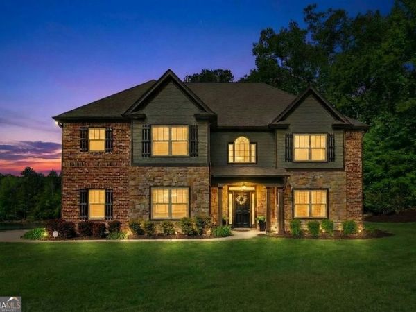 3 Westwood Lake Drive, Newnan, GA 30263