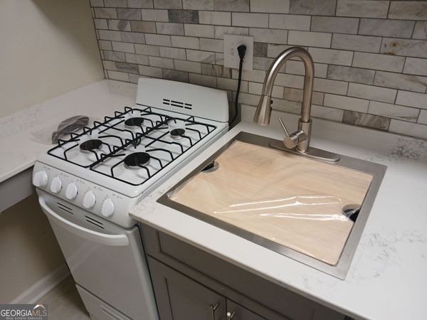 2805 Northeast Expressway NE, Unit #B5, Atlanta, GA 30345