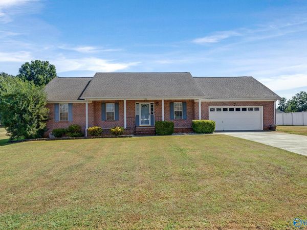 103 Carnegie Loop, Meridianville, AL 35759