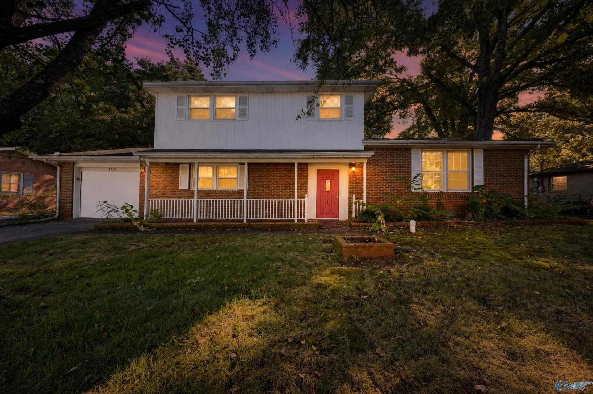 3316 E Helena Drive Nw, Huntsville, AL 35810 Main Photo