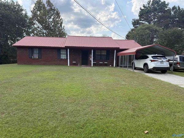 111 George Washington Drive, Boaz, AL 35957