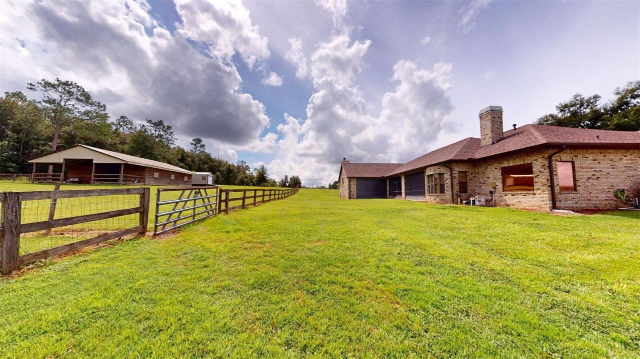 17210 Parrish Grove Road, Dade City, FL 33523 Photo