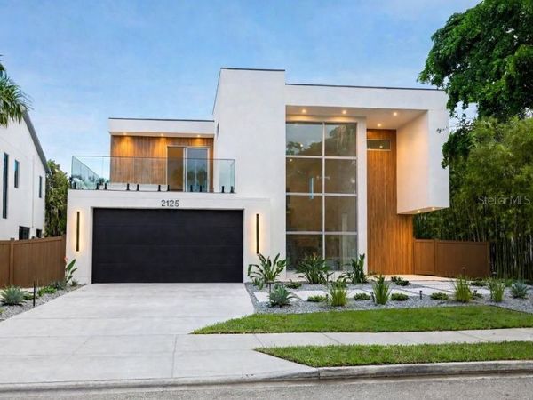 2125 DATURA STREET, SARASOTA, FL 34239
