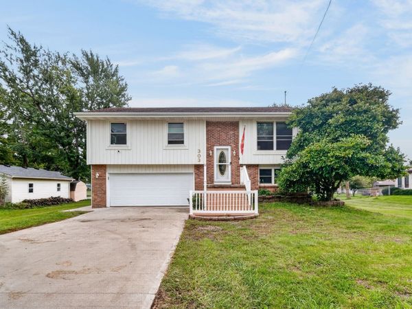 303 2nd Street NW, Bondurant, IA 50035