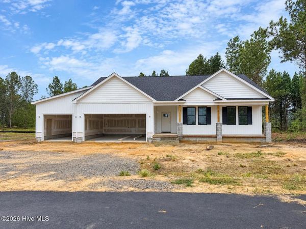 206 Vineyard Drive , La Grange, NC 28551
