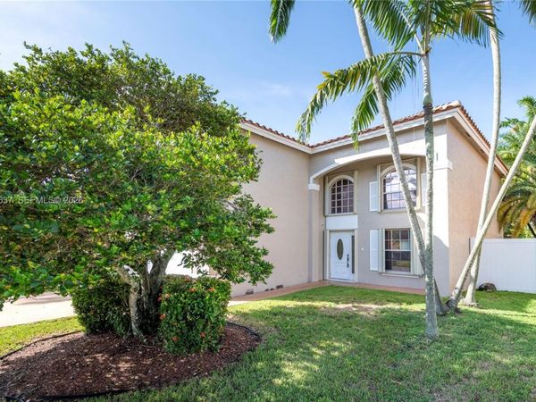 19144 NW 13th St , Pembroke Pines, FL 33029