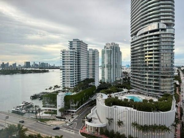 450 Alton Rd , Unit 1608, Miami Beach, FL 33139