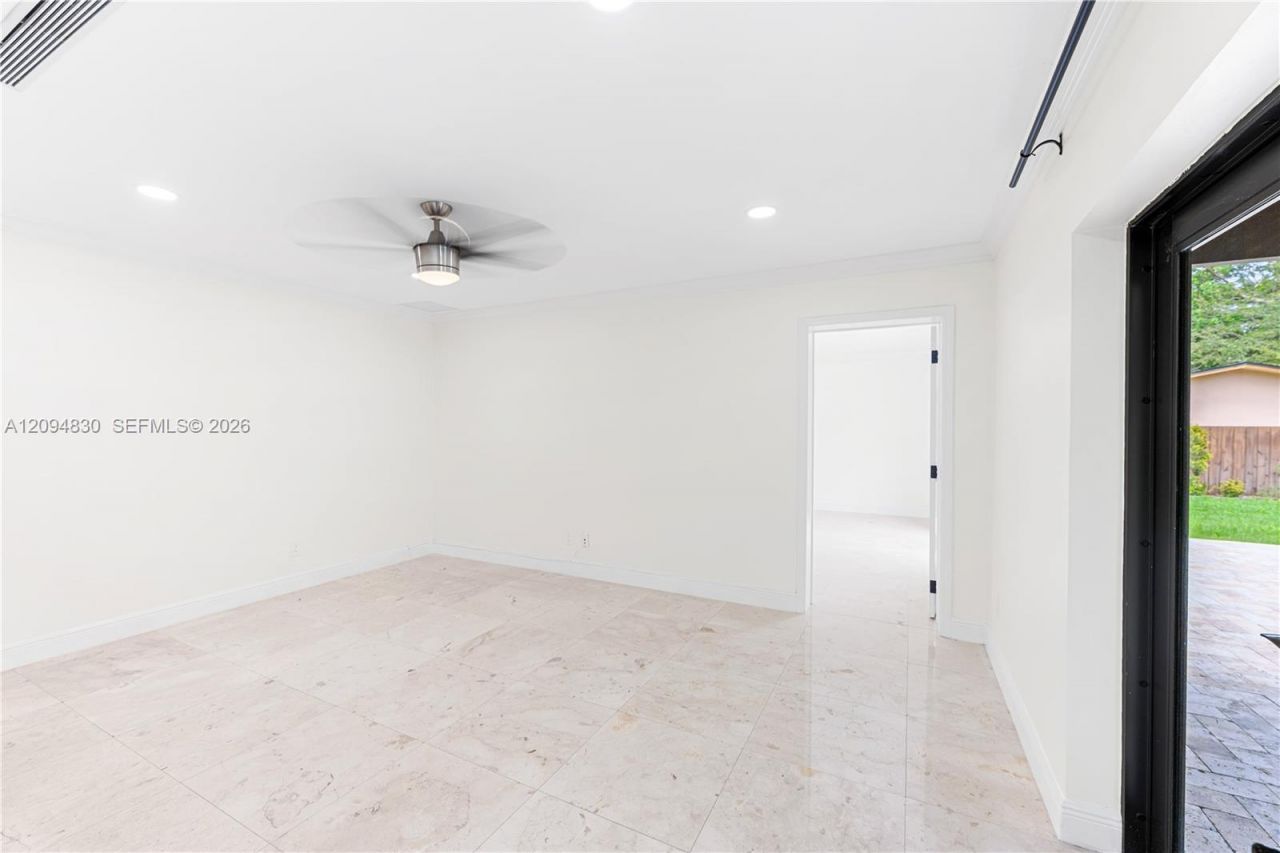 7985 SW 136th St, Pinecrest, FL 33156 Photo