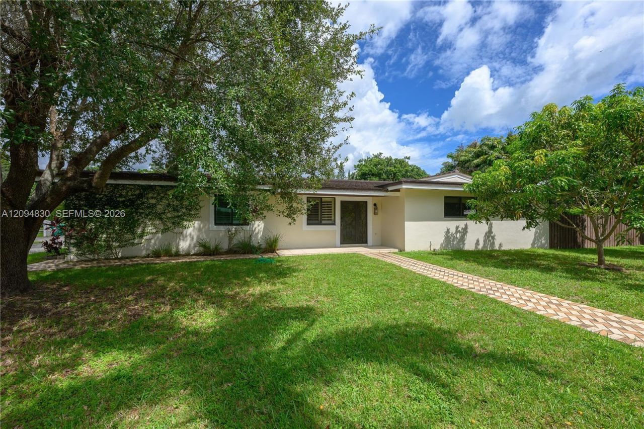 7985 SW 136th St, Pinecrest, FL 33156 Photo