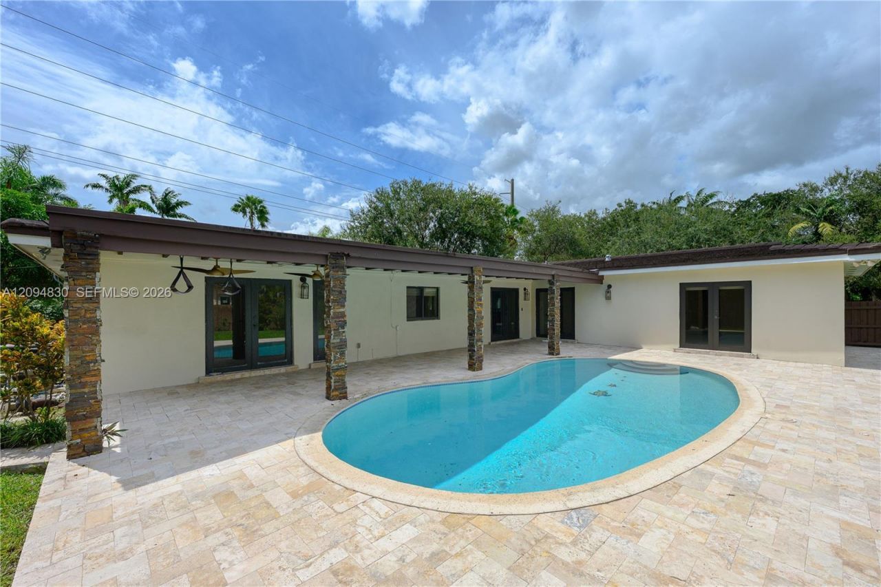 7985 SW 136th St, Pinecrest, FL 33156 Photo