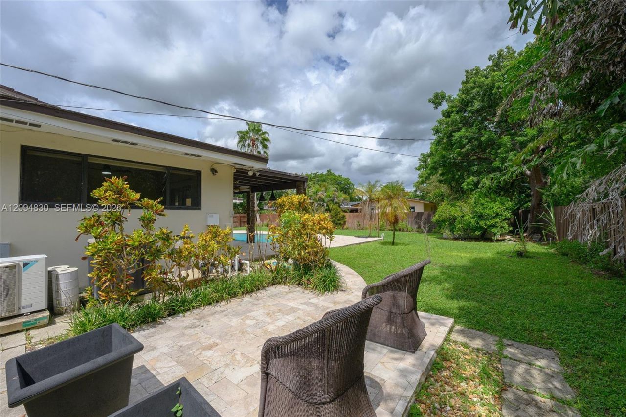 7985 SW 136th St, Pinecrest, FL 33156 Photo
