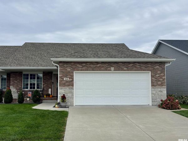 1518 DEARBORN Drive, Springfield, IL 62711