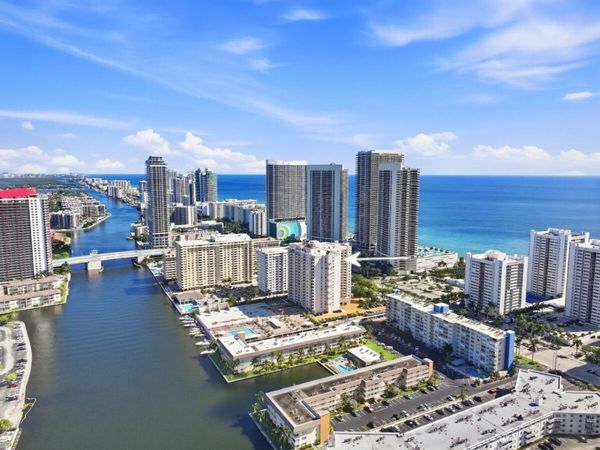 1865 S OCEAN Drive, Unit 16H, Hallandale Beach, FL 33009