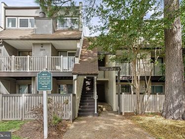 3889 EL CAMINO PLACE, Unit 19, ALEXANDRIA, VA 22309