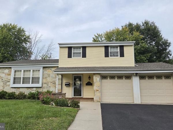 1869 BROOKWOOD DRIVE, BENSALEM, PA 19020