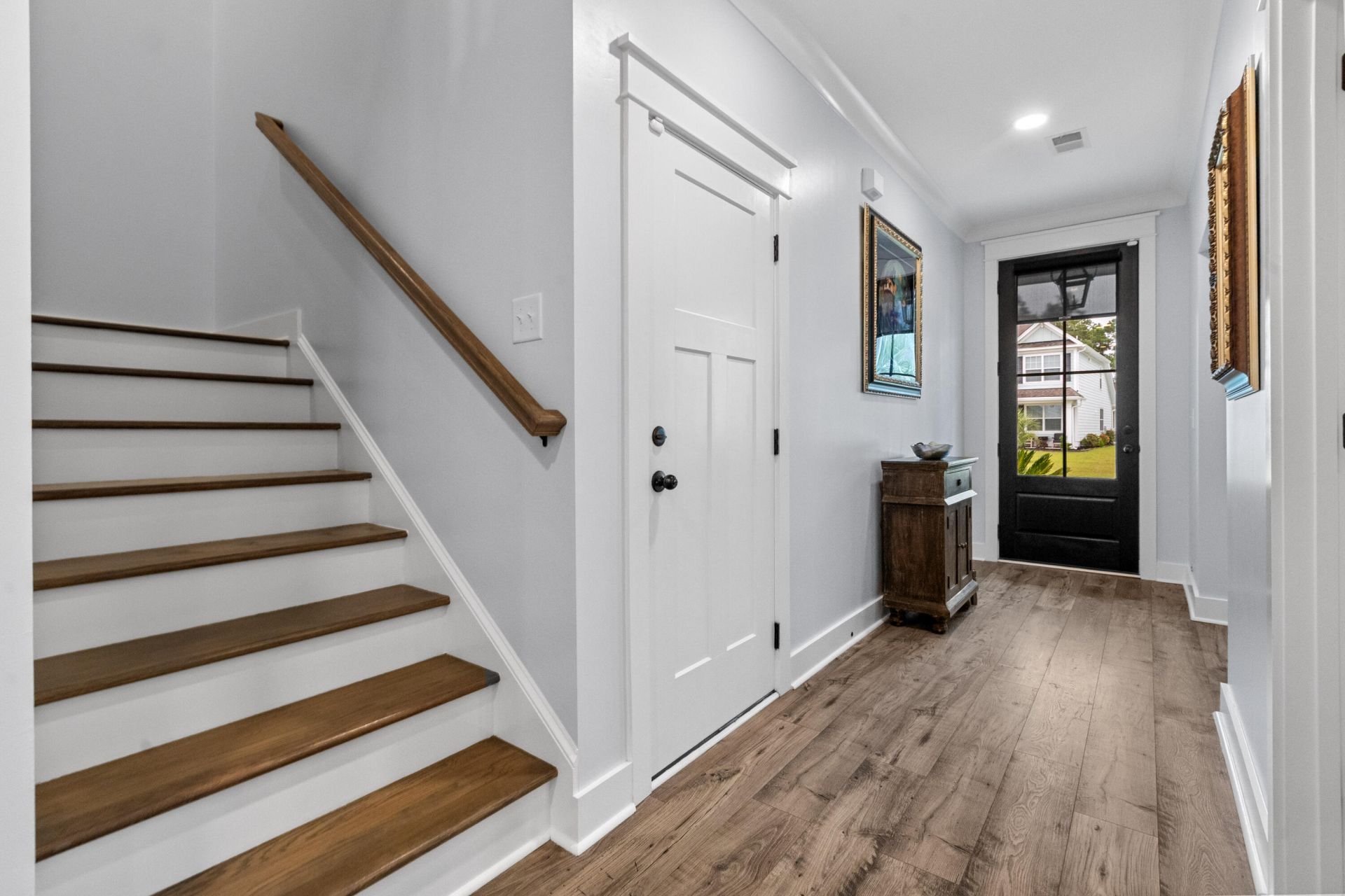604 Yellow Leaf Lane Photo 8