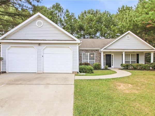 1426 Hyde Court, Hampton, GA 30228