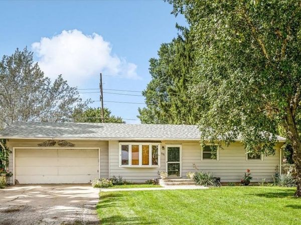 1212 Crystal Drive, MACHESNEY PARK, IL 61115