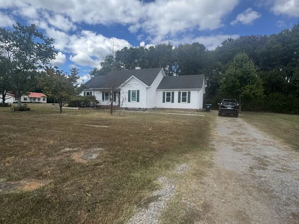 724 Hogan Dr , Murfreesboro, TN 37128