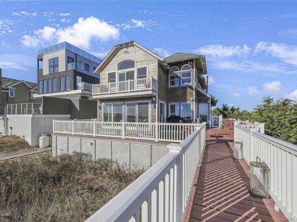 771 Dune Road , Westhampton Dunes, NY 11978