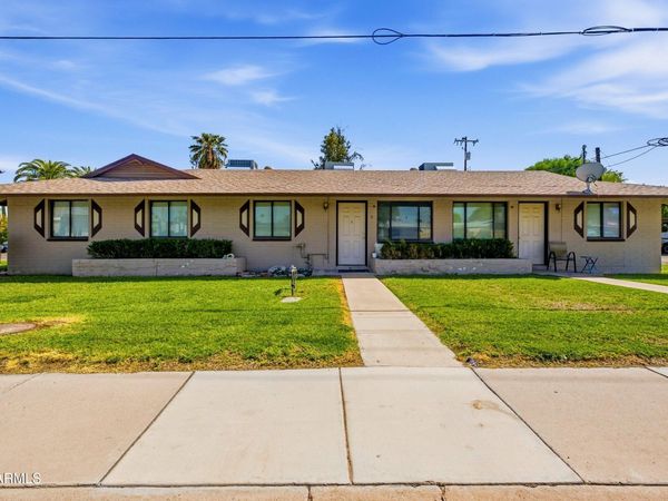 6801 E EARLL Drive, Scottsdale, AZ 85251