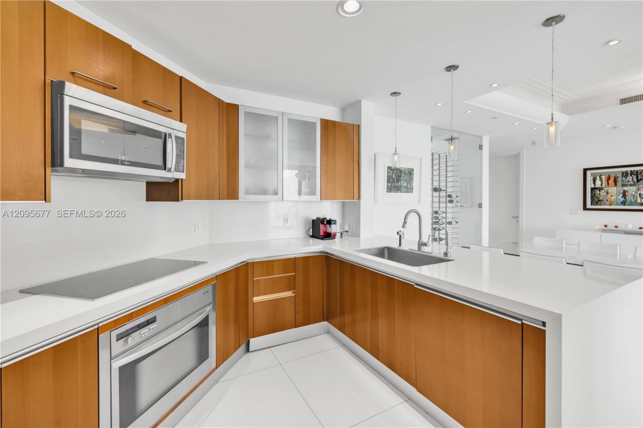 2627 S Bayshore Dr, Unit 1905, Coconut Grove, FL 33133 Photo