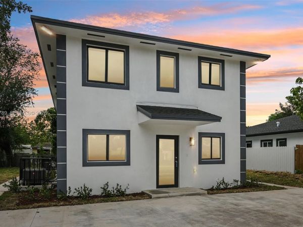 10344 NW 29th Ave , Miami, FL 33147