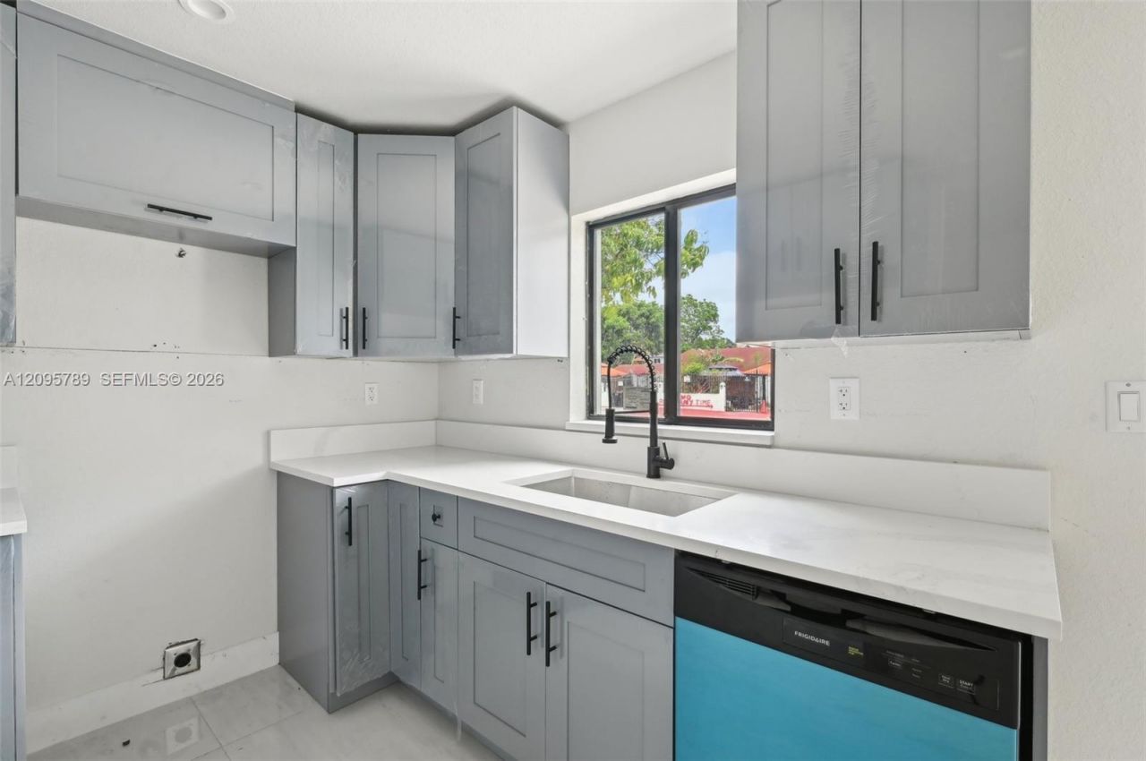 10344 NW 29th Ave , Miami, FL 33147 Photo