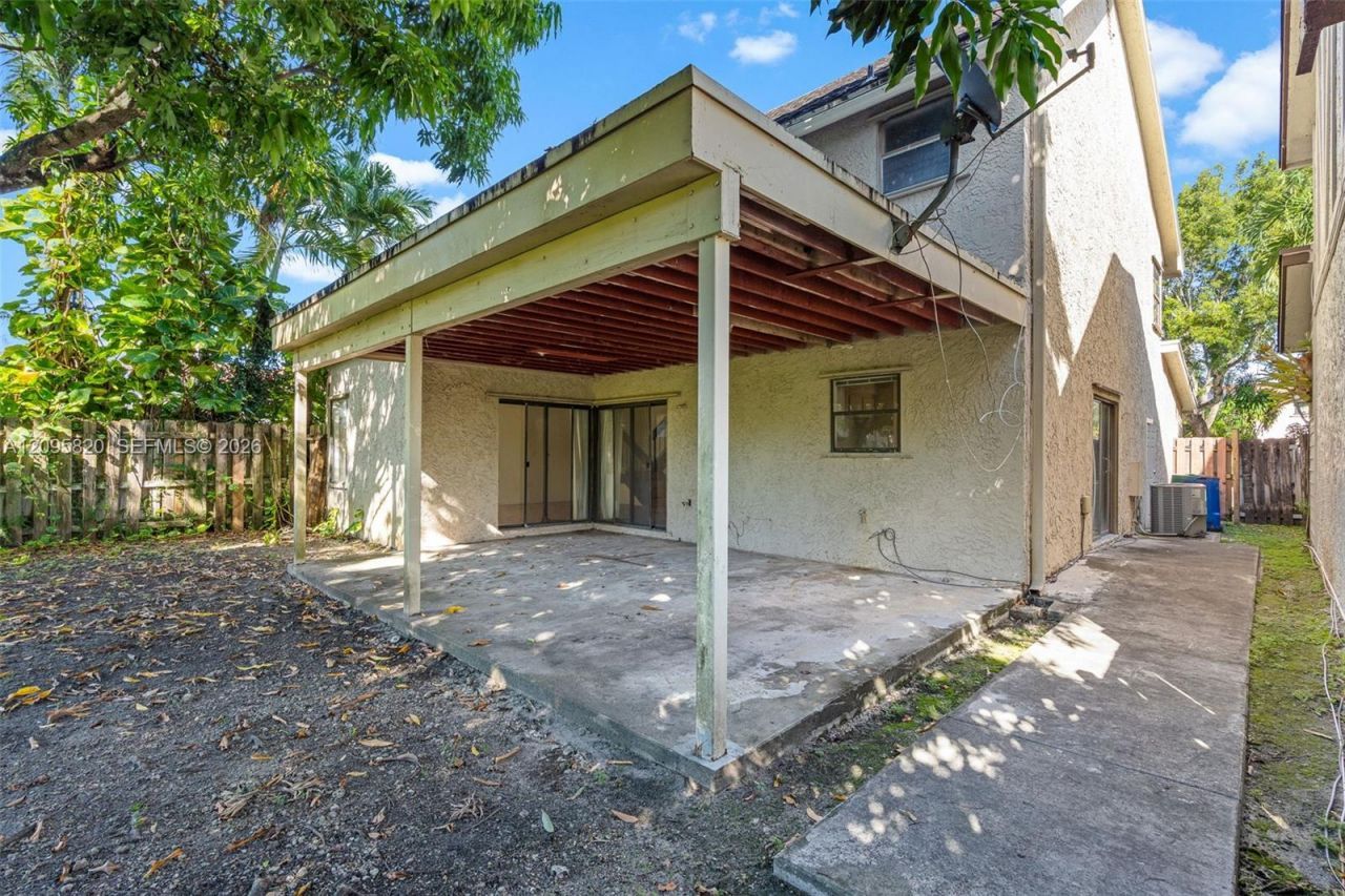 10618 SW 148th Ave Dr , Miami, FL 33196 Photo