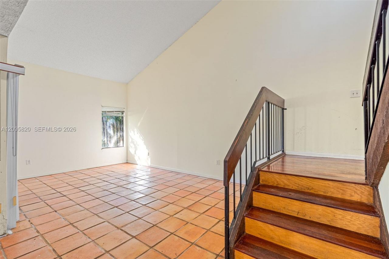 10618 SW 148th Ave Dr , Miami, FL 33196 Photo