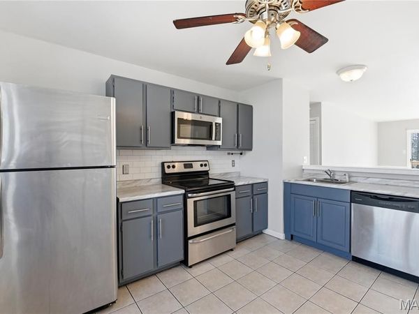 4112 Gulf Shore , Florissant, MO 63034