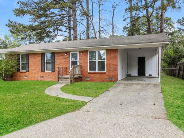 11 Regency Circle, Little Rock, AR 72209