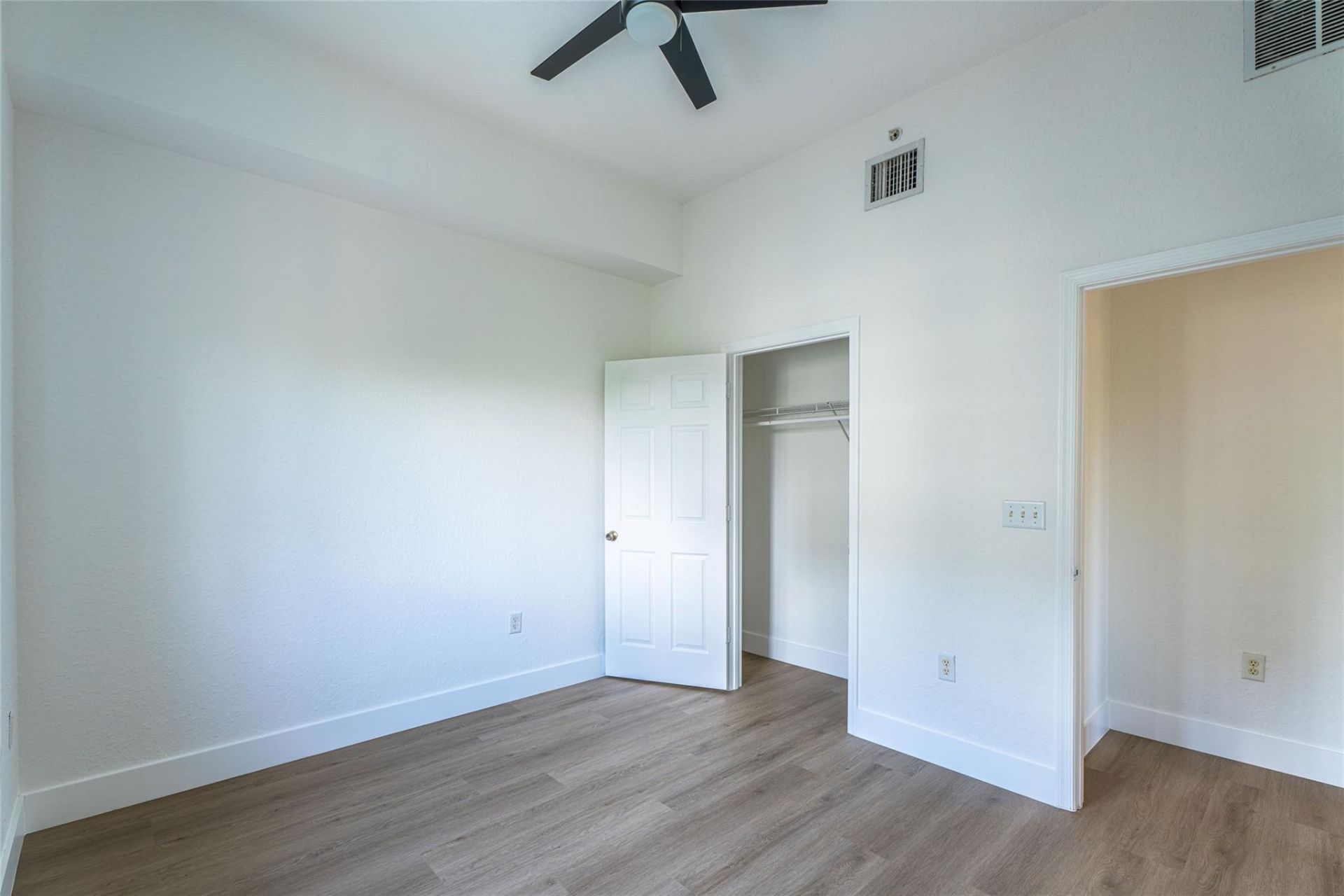 2801 Riverside Drive, Unit 301-S, Coral Springs, FL 33065 Photo