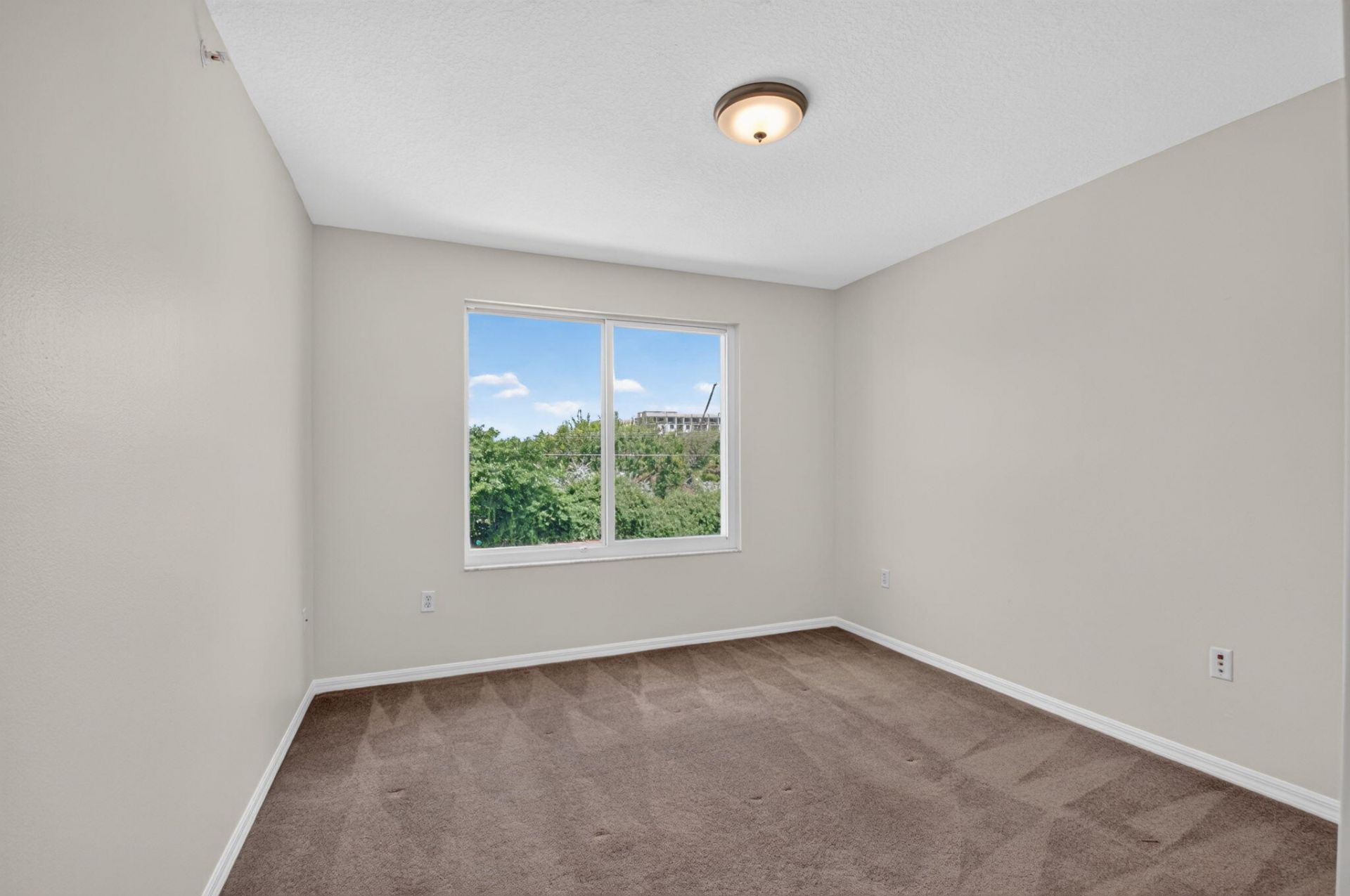 417 Villa Circle, Boynton Beach, FL 33435 Photo